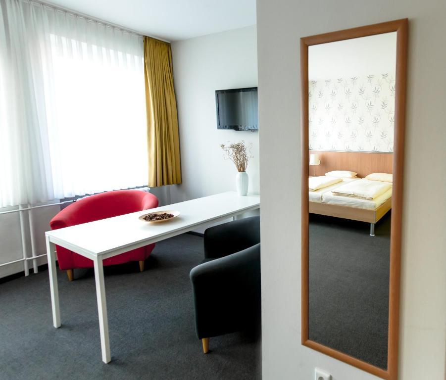 Hotel Flaemischer Hof Kiel Exterior photo
